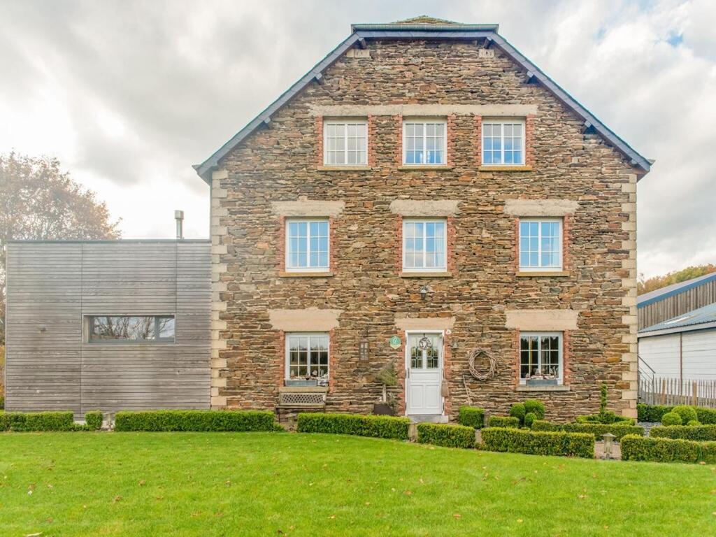 Luxurious House With Sauna In A Farm In Bastogne Bagian luar foto