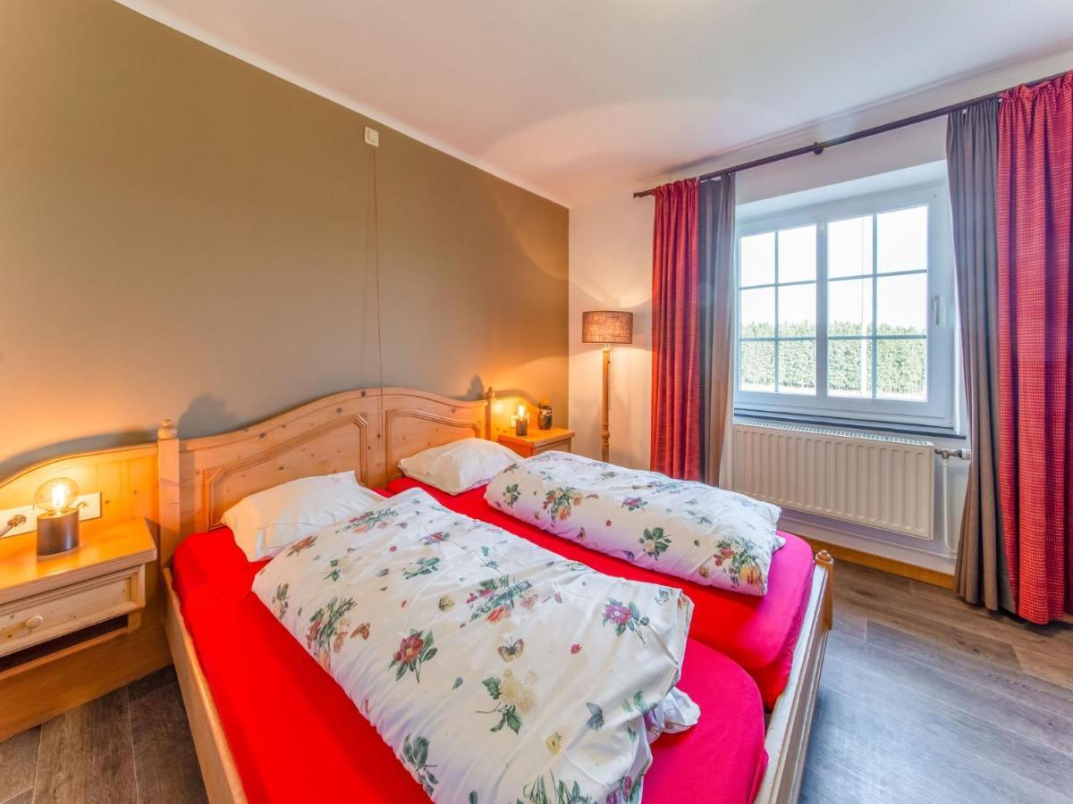 Luxurious House With Sauna In A Farm In Bastogne Bagian luar foto