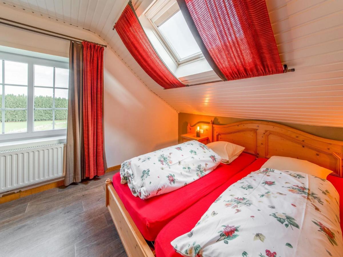Luxurious House With Sauna In A Farm In Bastogne Bagian luar foto